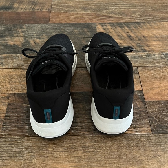 Ryka Flourish Walking Shoes in Black White - Picture 4 of 15